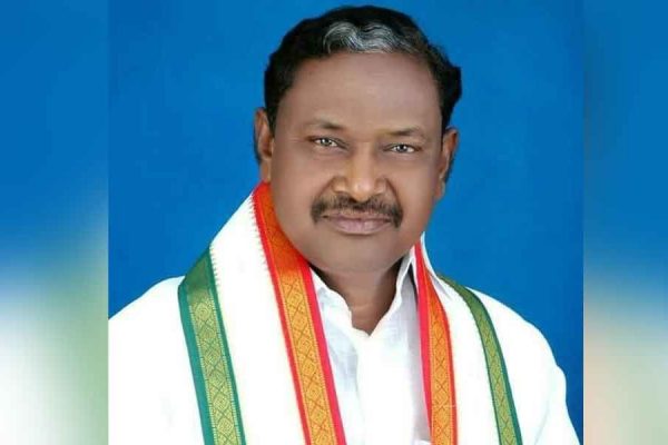 MLA Podem Veeraiah who was going to Janagarjan Sabha was arrested