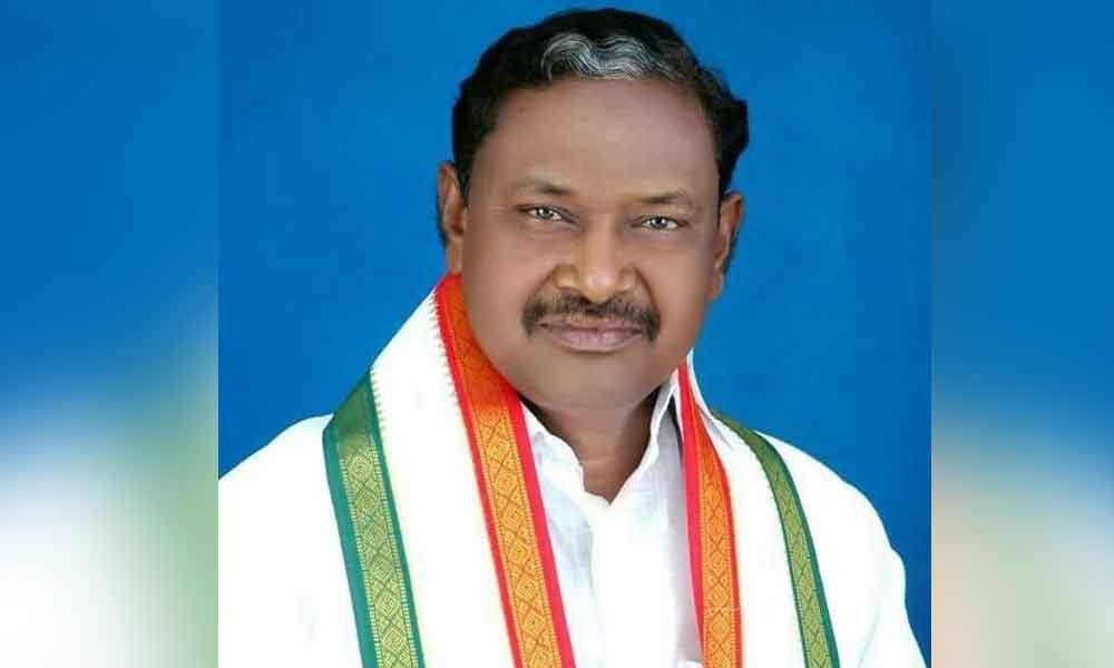 MLA Podem Veeraiah who was going to Janagarjan Sabha was arrested